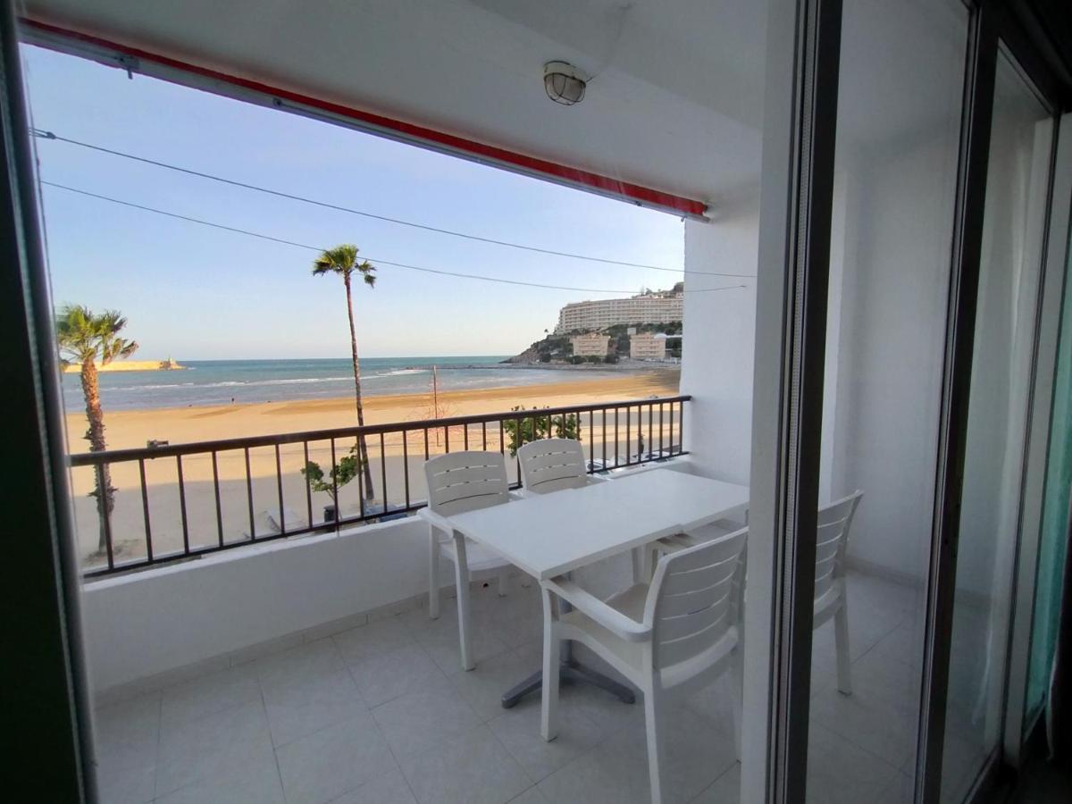 Apartamento Apartamento céntrico en primera linea de playa Peñíscola Exterior foto